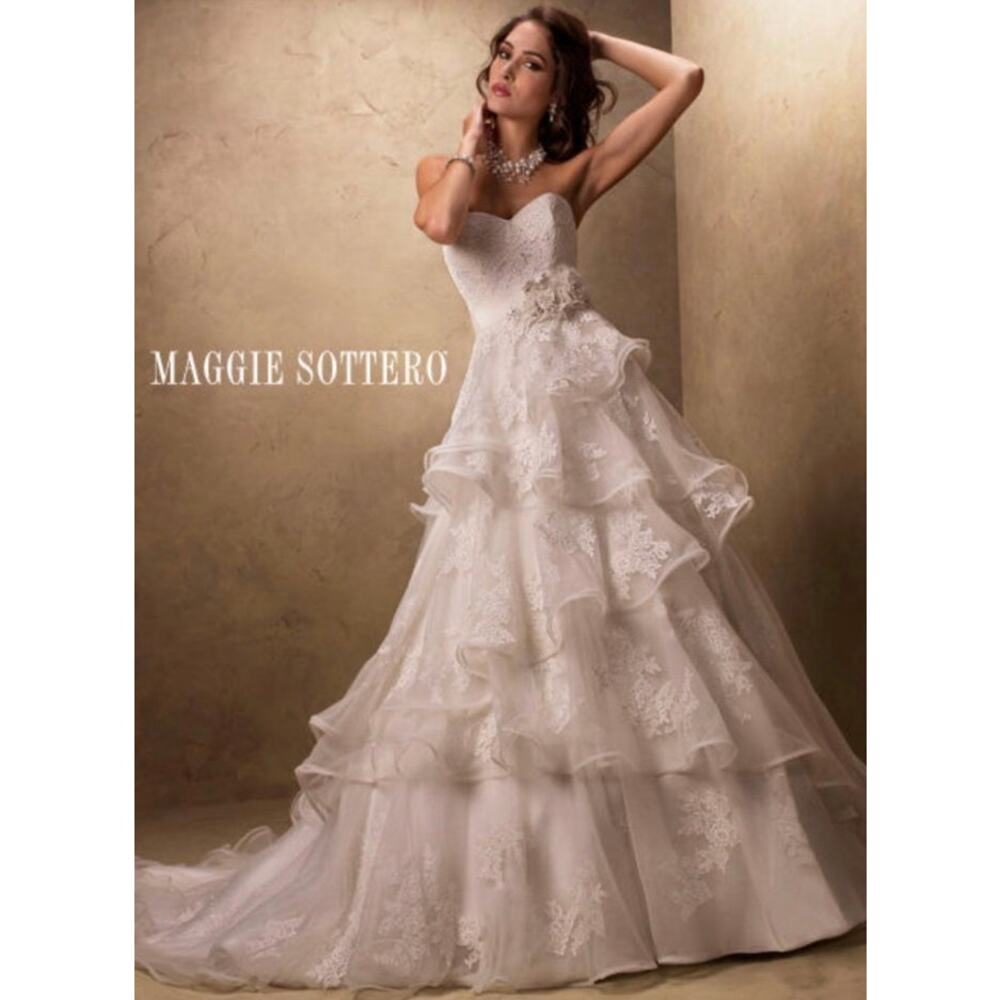 Maggie Sottero Chloe Wedding Dress Sweet Heart Ball Gown Lace Tulle Ivory 10 NWT